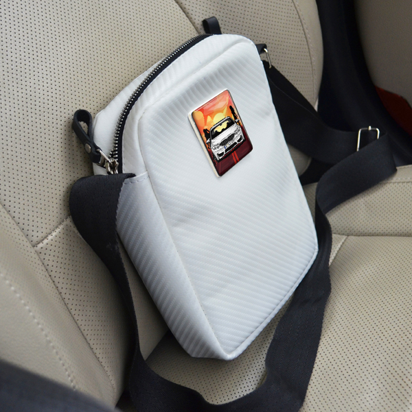 Personalisierte Umhängetasche Viereckig Weißes Carbon-M mit deinem Auto u. Kennzeichen Frauen mit Flaggen! Crossbody Herren Kleine Umhängetasche