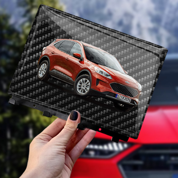 Schlüsselbrett Viereckig Epoxy Schwarz-S individuell angefertigt: mit deinem Auto u. Kennzeichen mit Carbon Hintergrund. - auto4style