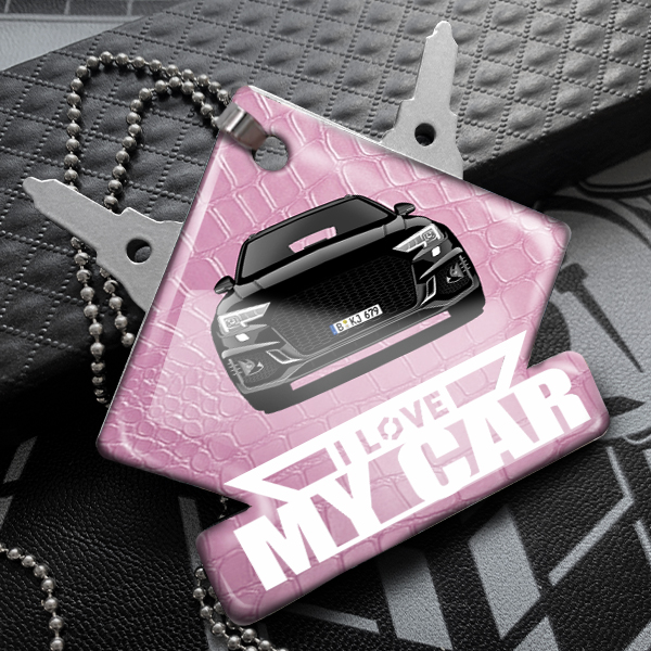 Kette für Autospiegel - Personalisiertes Geschenk mit Ihrem Auto und Kennzeichen. Perfektes Geburtstagsgeschenk für Freundin und Auto-Liebhaberinnen.