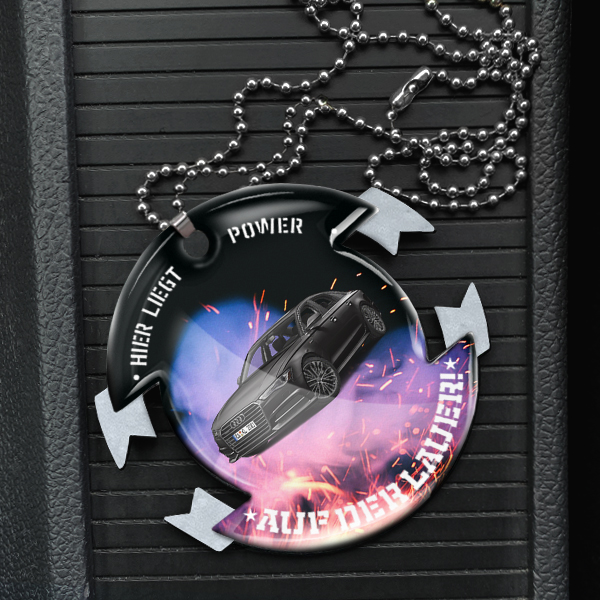 Kette für Autospiegel - Personalisierte Spiegelanhänger mit Ihrem Auto und Kennzeichen. Perfektes Geschenk für Ihn, ideal für Autoliebhaber.