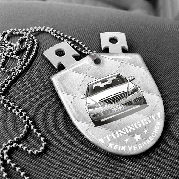 Spiegelanhänger Auto - Personalisiertes Geschenk für Ihn, mit Ihrem Automodell und Nummernschild. Perfekt für Auto-Enthusiasten! - auto4style