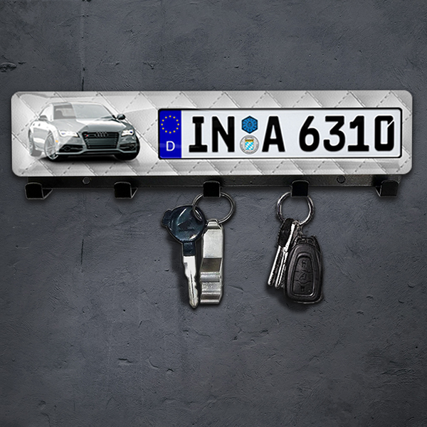 Geschenke Führerschein für Frauen zur Auswahl: Schlüsselleiste mit Autofoto und Nummernschild, Lufterfrischer, Kuscheltiere, etc. Viele Geschenkideen