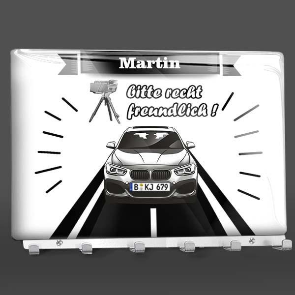 Schlüsselleiste mit Automodell und Nummernschild - Einzigartiges Geschenk für Autoliebhaber und Männer! Praktische Schlüsselorganisation.